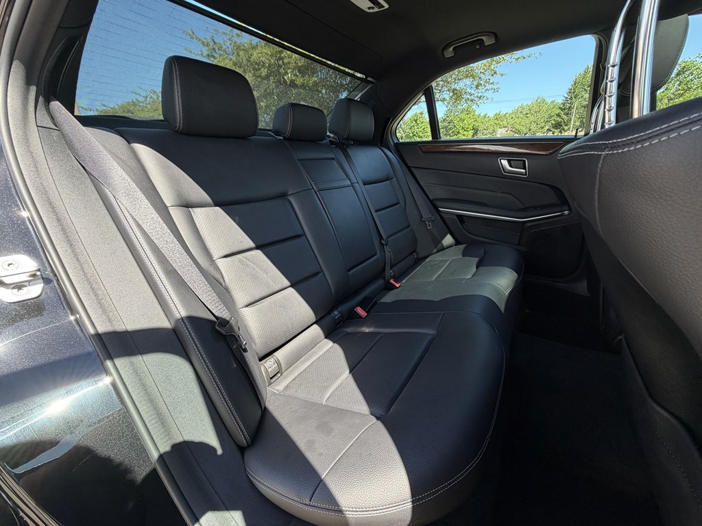 2016 Mercedes-Benz E-Class Image 33