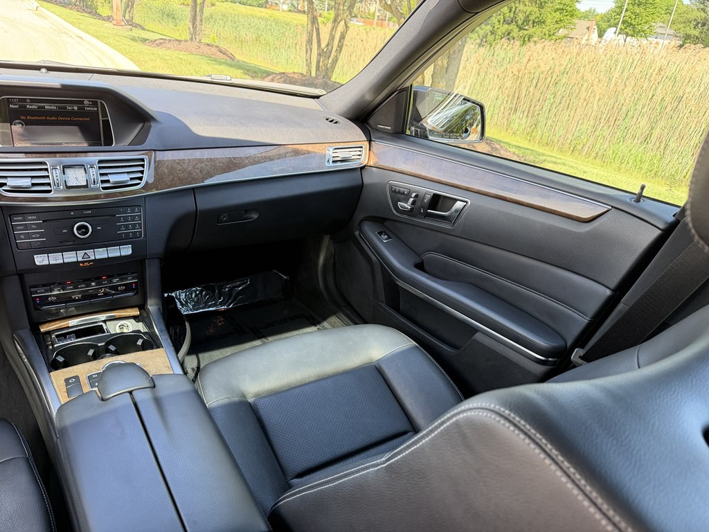 2016 Mercedes-Benz E-Class Image 35