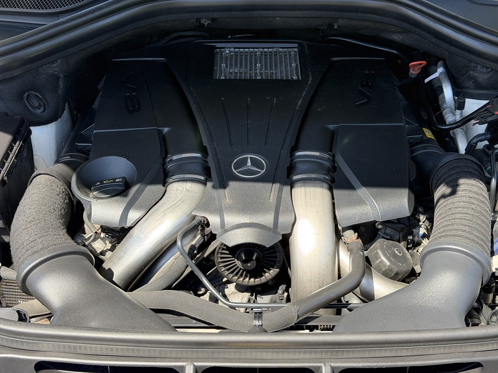 2015 Mercedes-Benz GL-Class Image 14