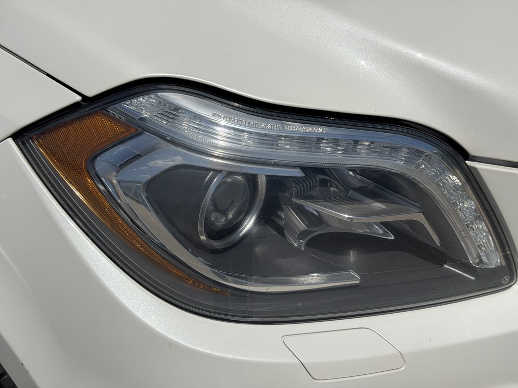 2015 Mercedes-Benz GL-Class Image 18