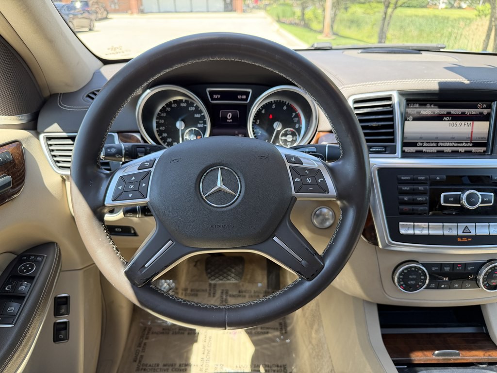2015 Mercedes-Benz GL-Class Image 21