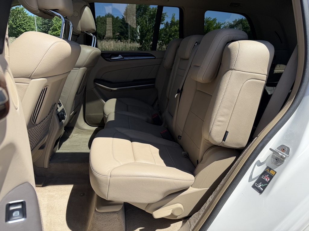 2015 Mercedes-Benz GL-Class Image 28