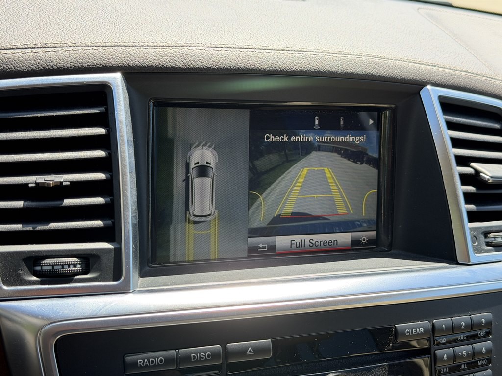 2015 Mercedes-Benz GL-Class Image 40