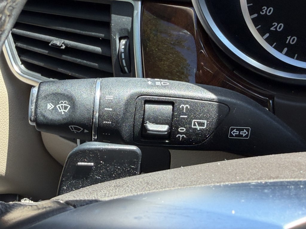 2015 Mercedes-Benz GL-Class Image 59