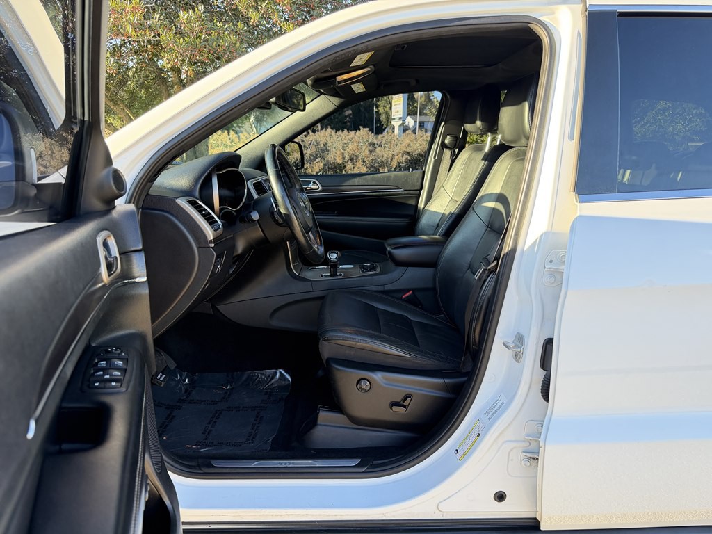 2014 Jeep Grand Cherokee Image 30