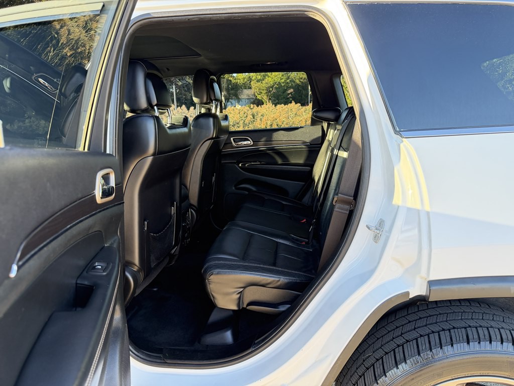 2014 Jeep Grand Cherokee Image 32