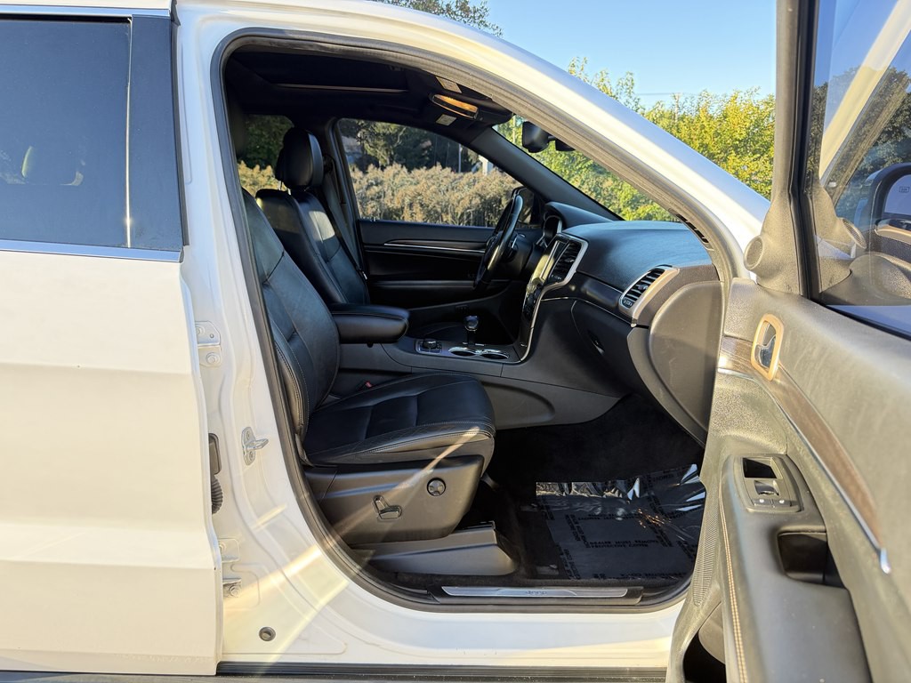 2014 Jeep Grand Cherokee Image 41