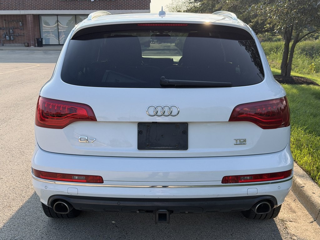 2015 Audi Q7 Image 8