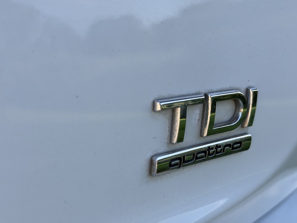 2015 Audi Q7 Image 10