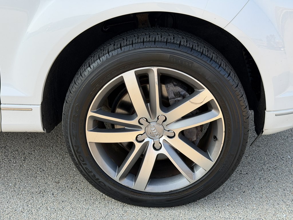 2015 Audi Q7 Image 15