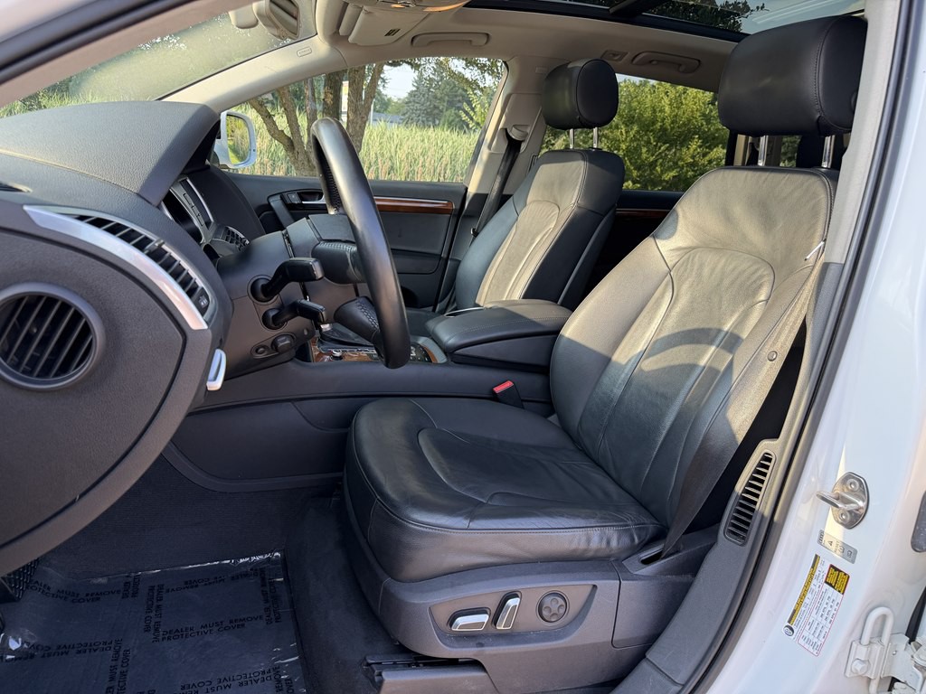 2015 Audi Q7 Image 21