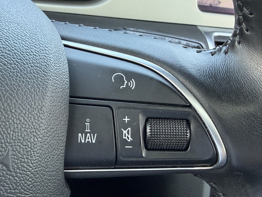 2015 Audi Q7 Image 40