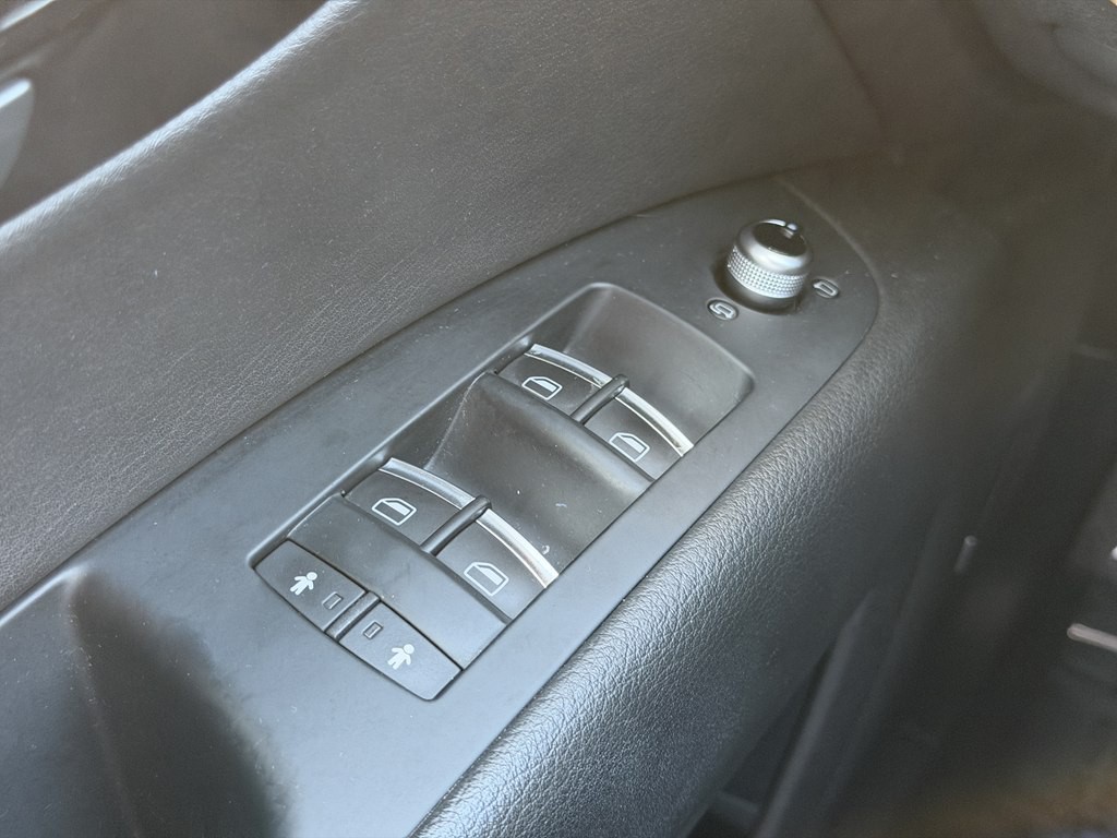 2015 Audi Q7 Image 45