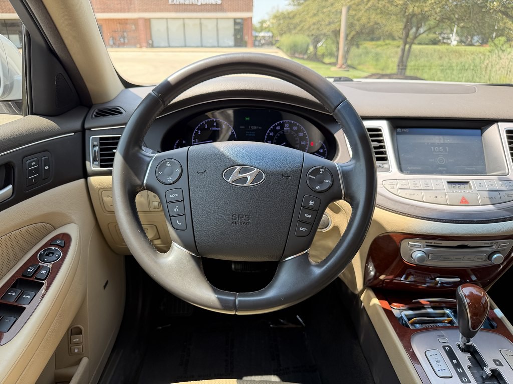 2013 Hyundai Genesis Image 29