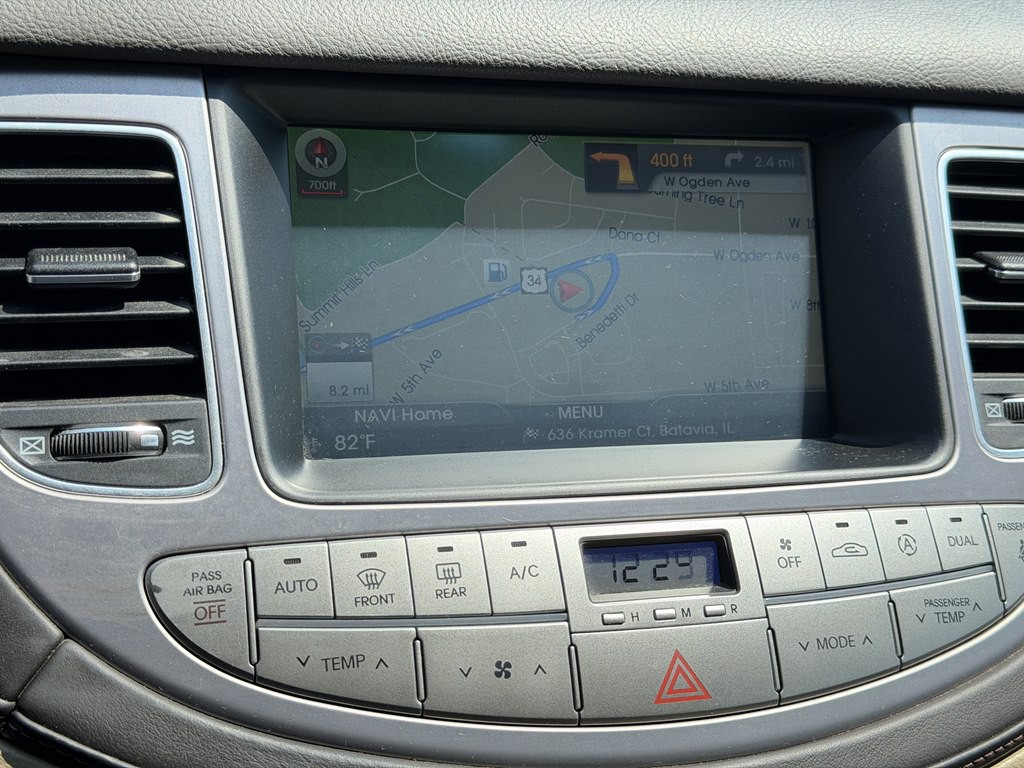 2013 Hyundai Genesis Image 41
