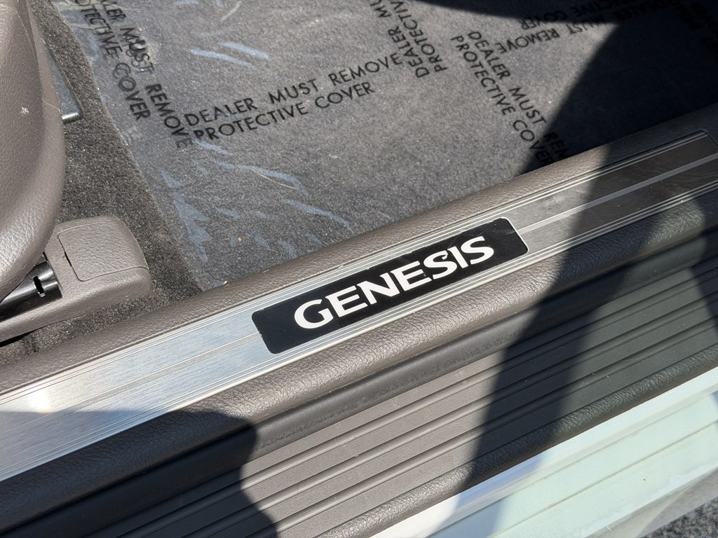 2013 Hyundai Genesis Image 54