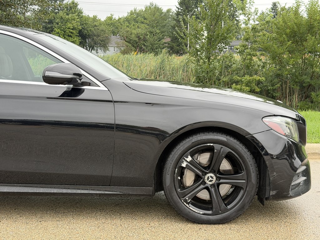 2017 Mercedes-Benz E-Class Image 7