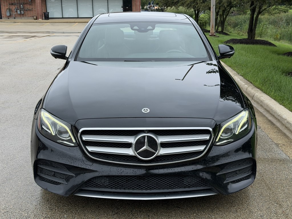 2017 Mercedes-Benz E-Class Image 11