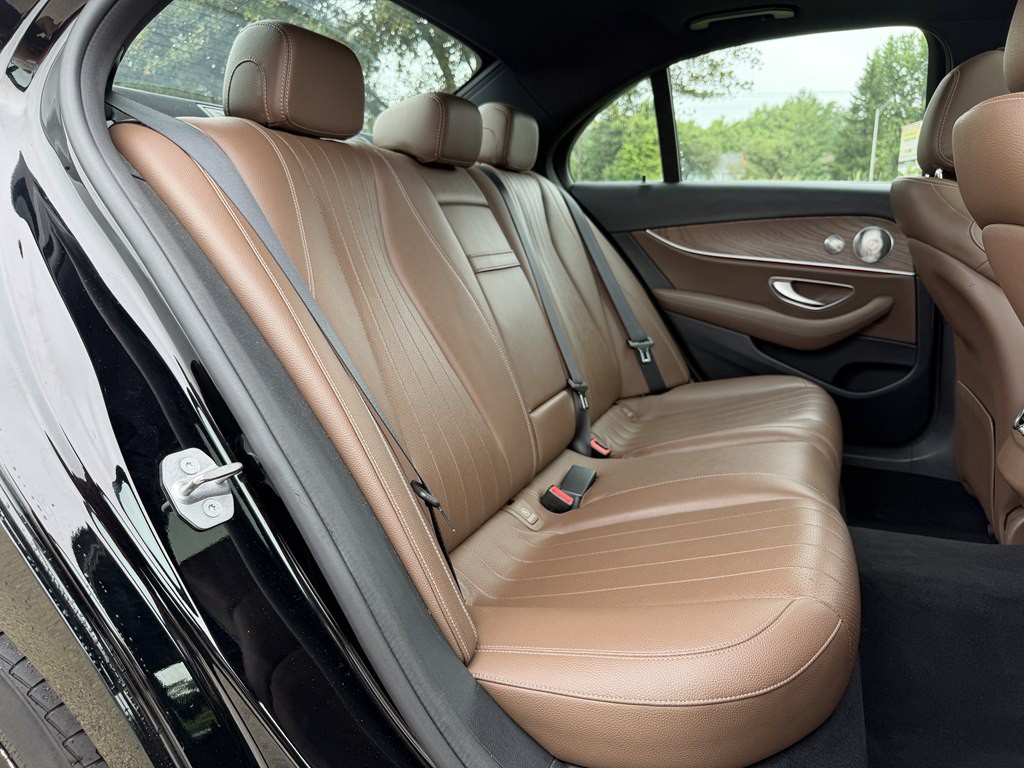 2017 Mercedes-Benz E-Class Image 41