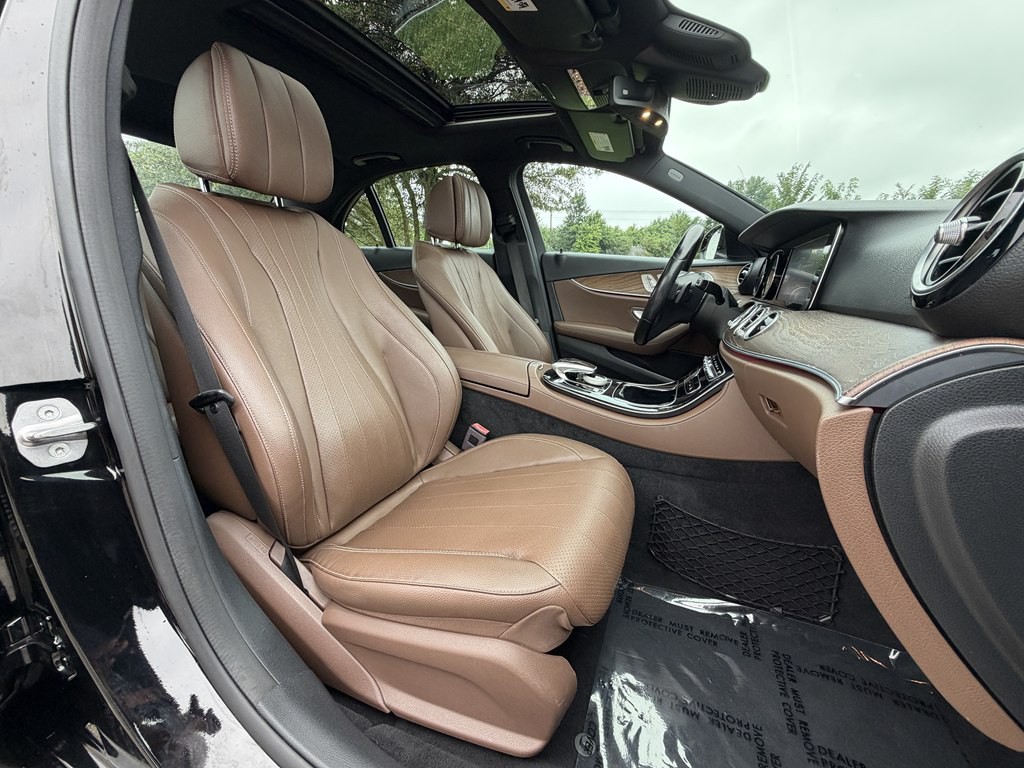 2017 Mercedes-Benz E-Class Image 43