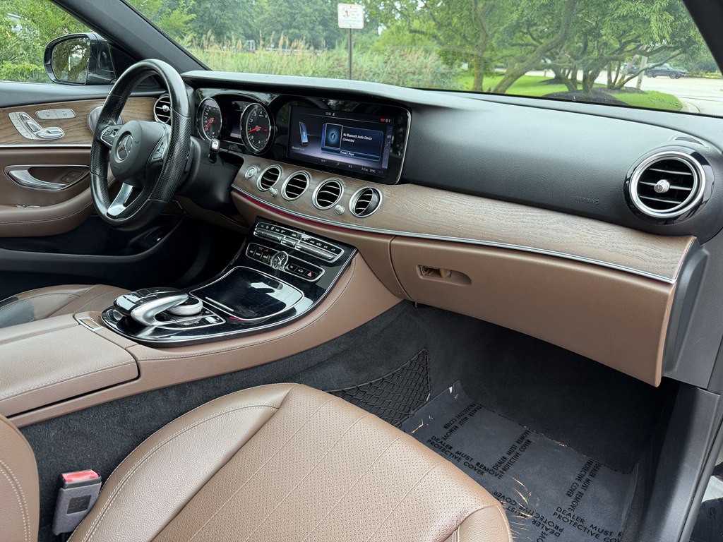 2017 Mercedes-Benz E-Class Image 45