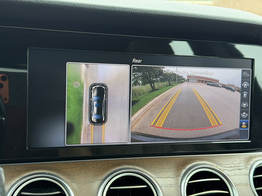 2017 Mercedes-Benz E-Class Image 64
