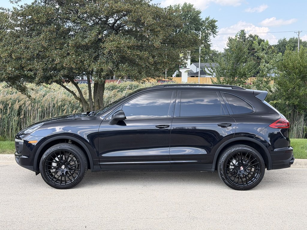 2016 Porsche Cayenne Image 8