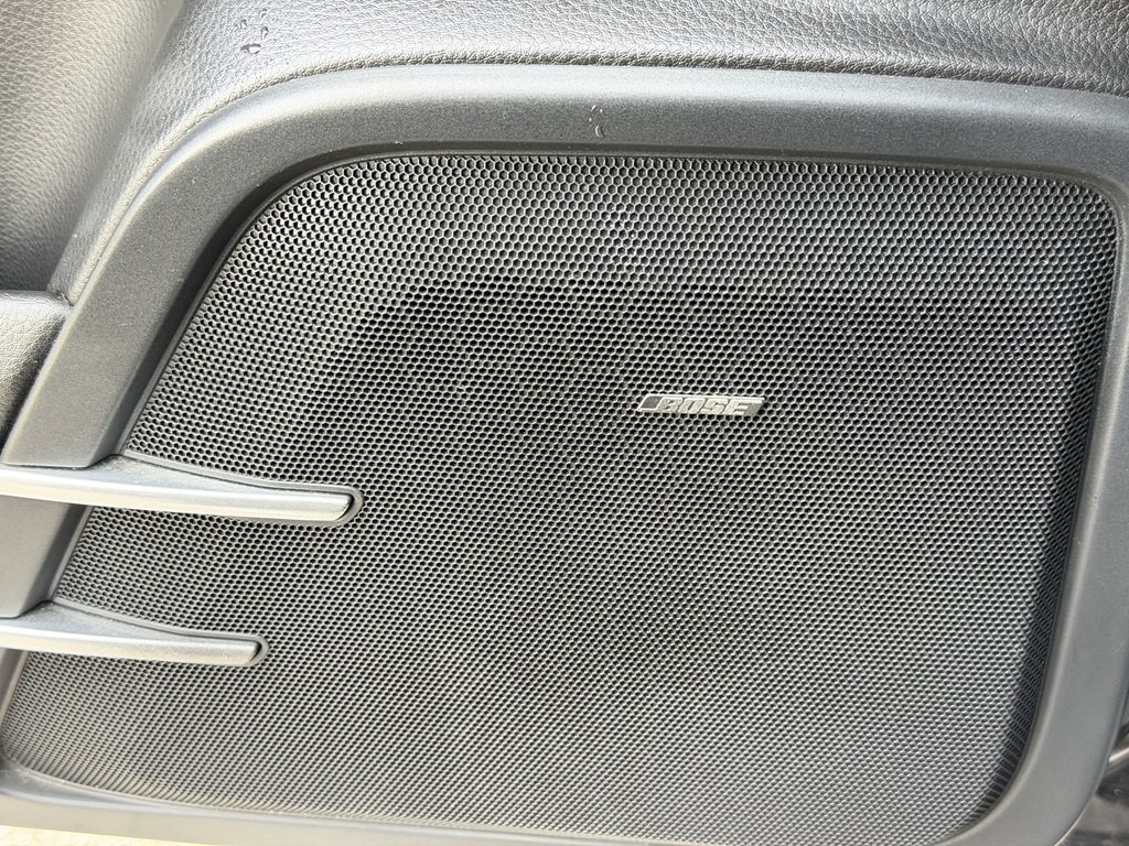 2016 Porsche Cayenne Image 32