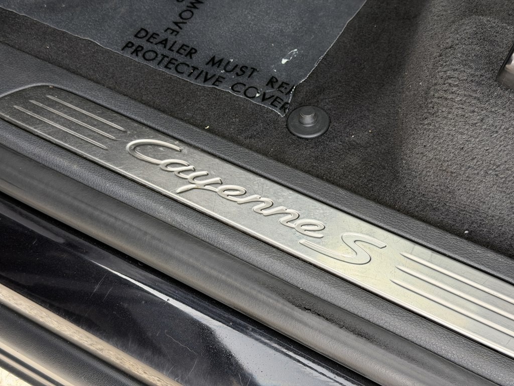 2016 Porsche Cayenne Image 39