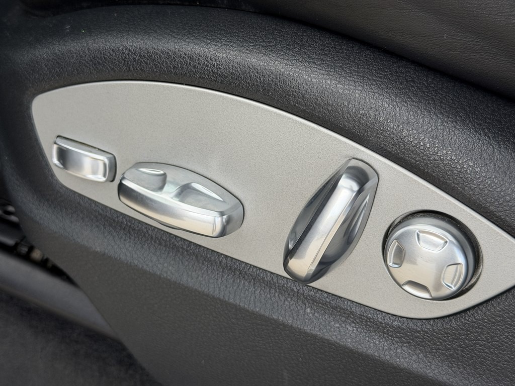 2016 Porsche Cayenne Image 57