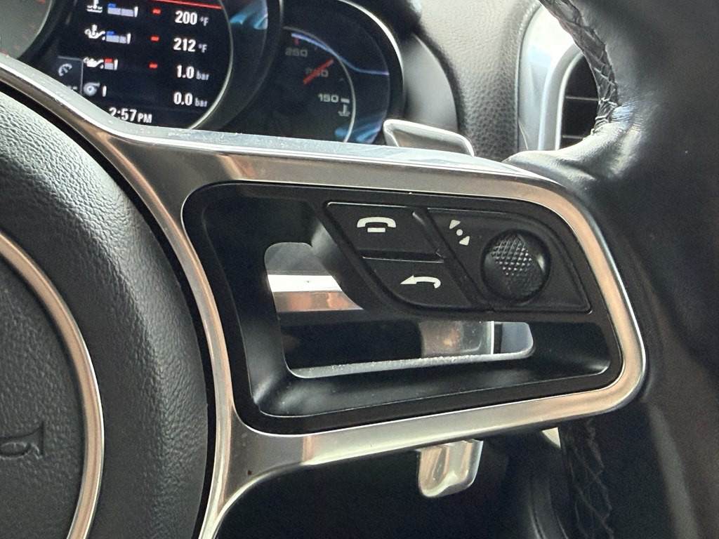 2016 Porsche Cayenne Image 63