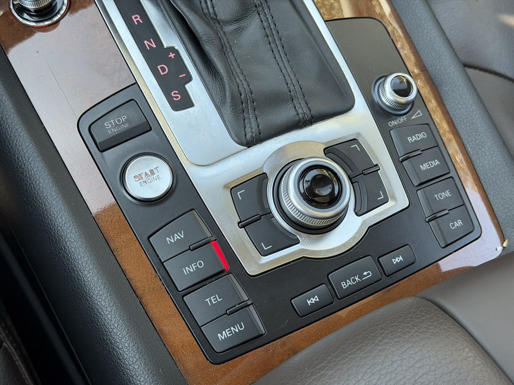 2014 Audi Q7 Image 44