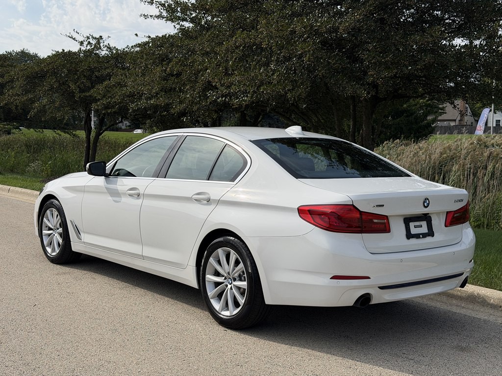 2019 BMW 5 Series Image 4