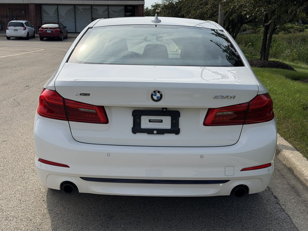 2019 BMW 5 Series Image 13