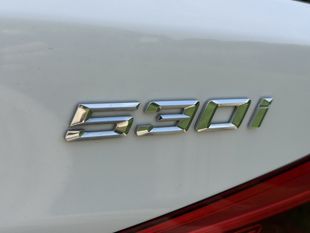 2019 BMW 5 Series Image 15