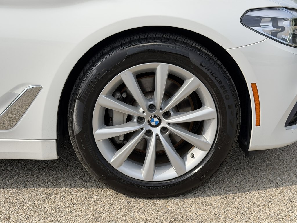 2019 BMW 5 Series Image 19