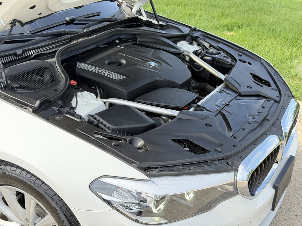 2019 BMW 5 Series Image 20