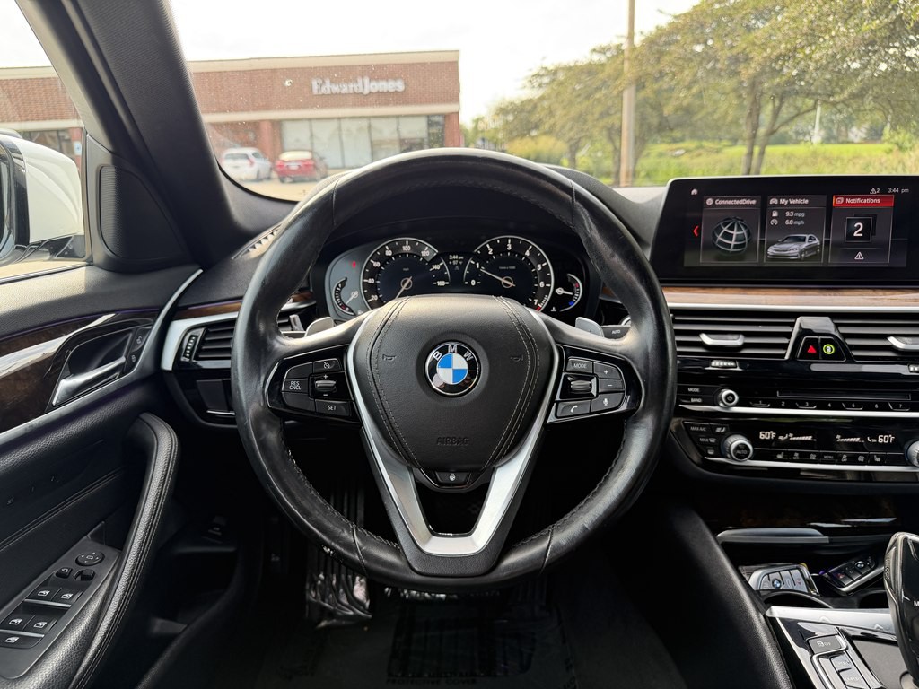 2019 BMW 5 Series Image 27
