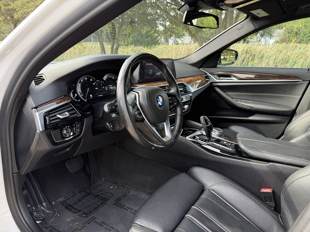 2019 BMW 5 Series Image 29