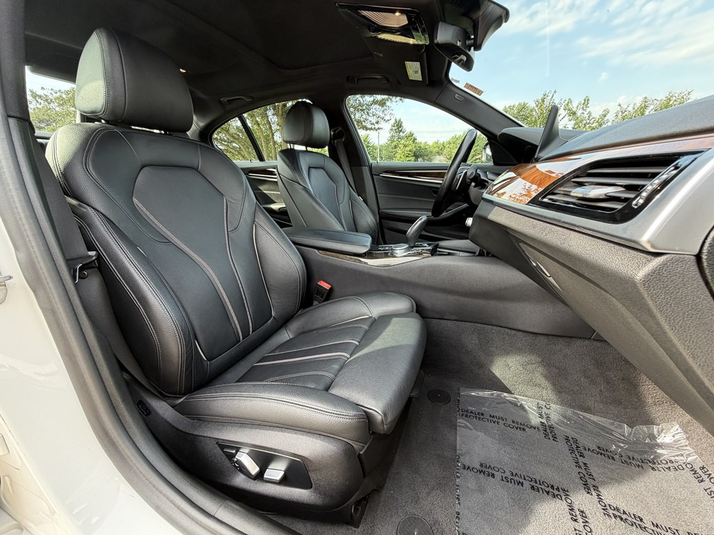 2019 BMW 5 Series Image 39