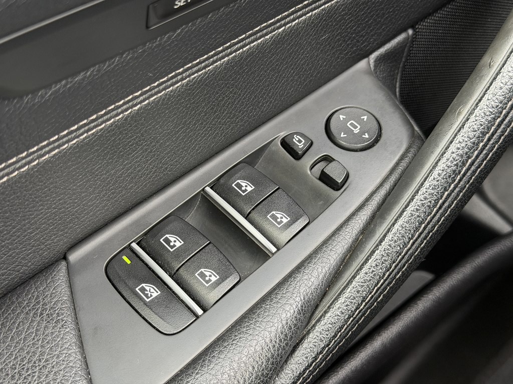 2019 BMW 5 Series Image 50