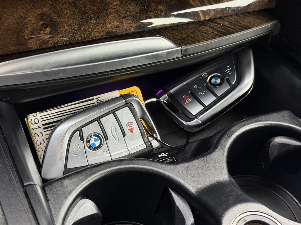 2019 BMW 5 Series Image 56