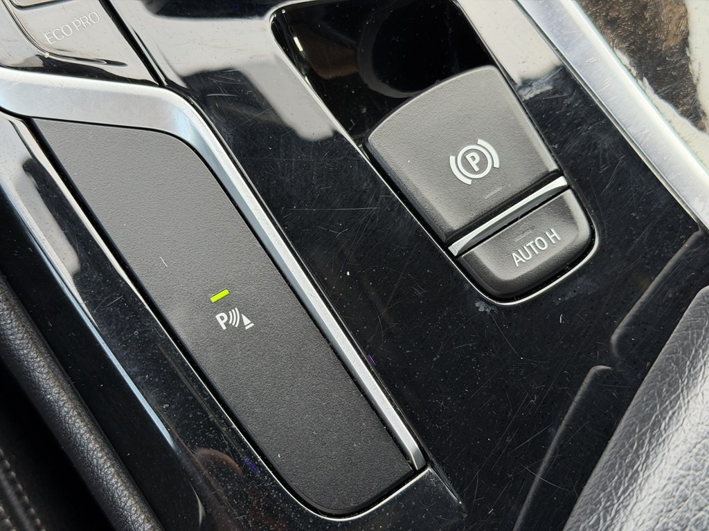 2019 BMW 5 Series Image 62