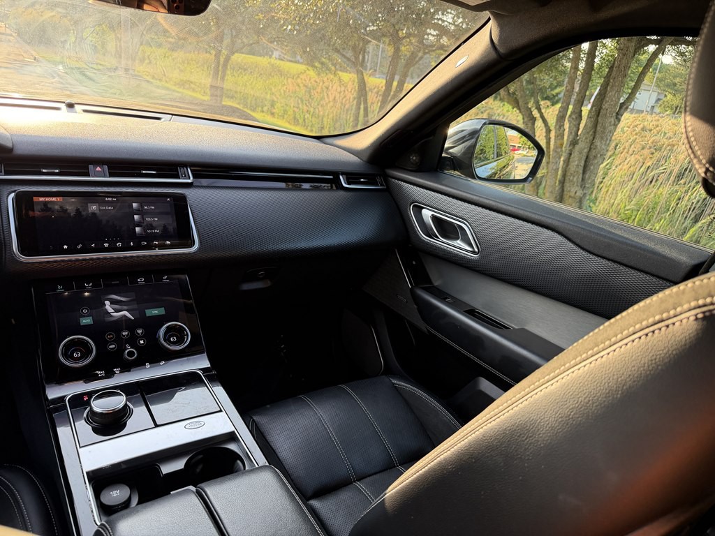 2018 Land Rover Range Rover Image 39