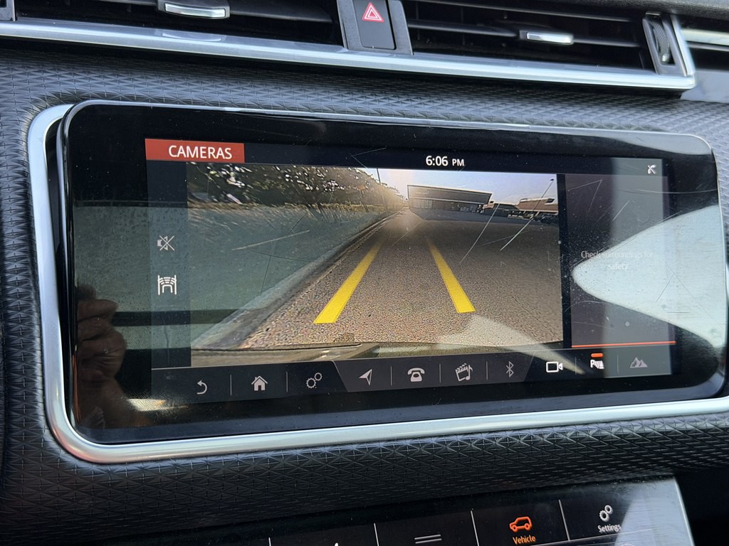 2018 Land Rover Range Rover Image 52