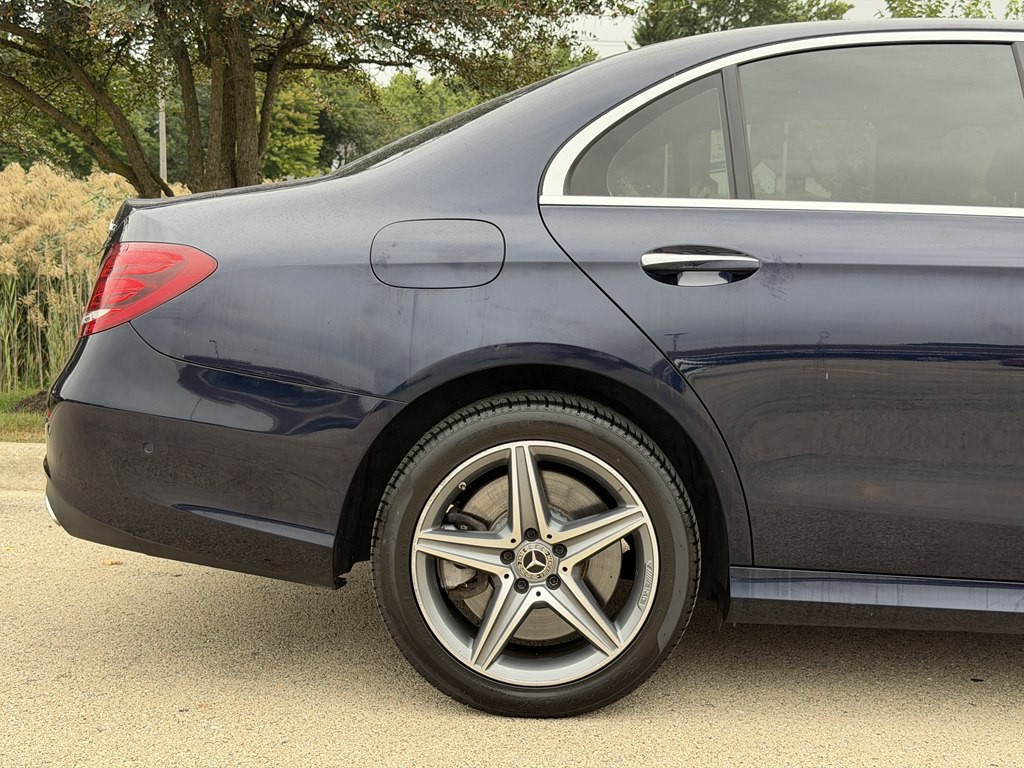 2018 Mercedes-Benz E-Class Image 6