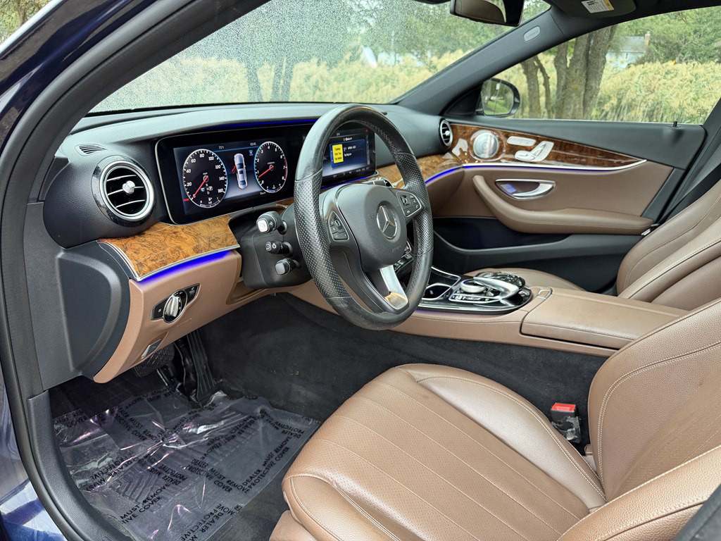 2018 Mercedes-Benz E-Class Image 37