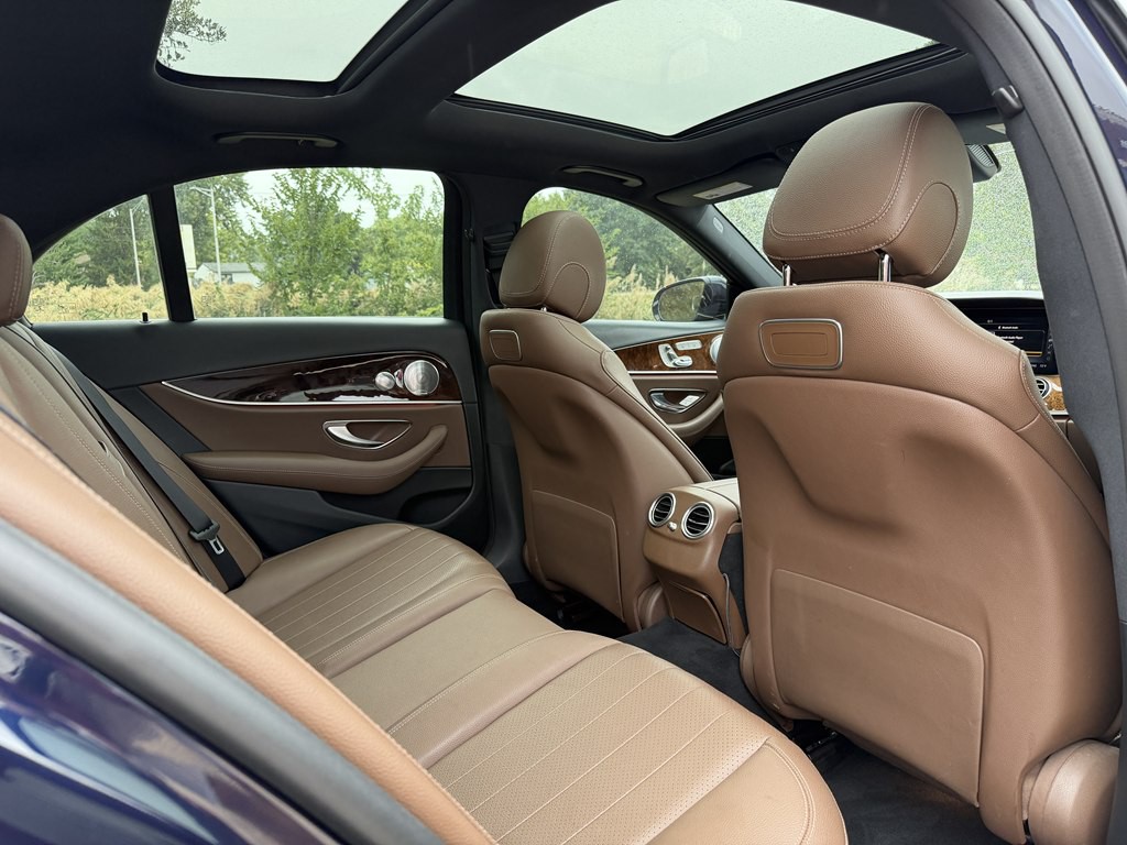 2018 Mercedes-Benz E-Class Image 45