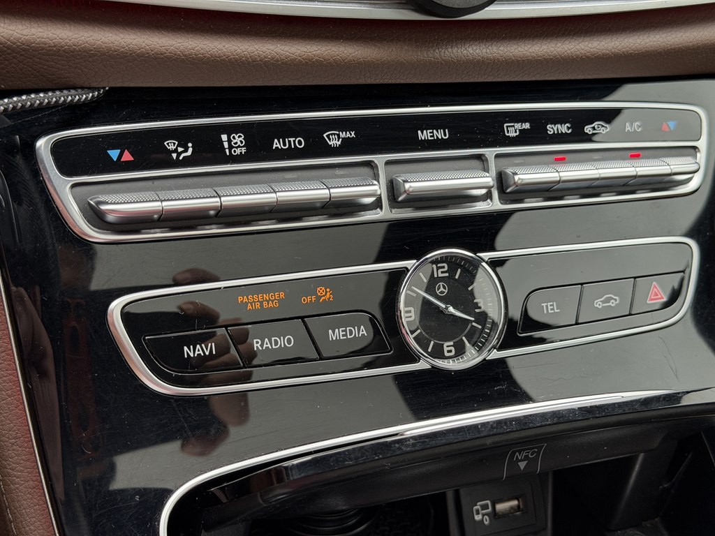 2018 Mercedes-Benz E-Class Image 61