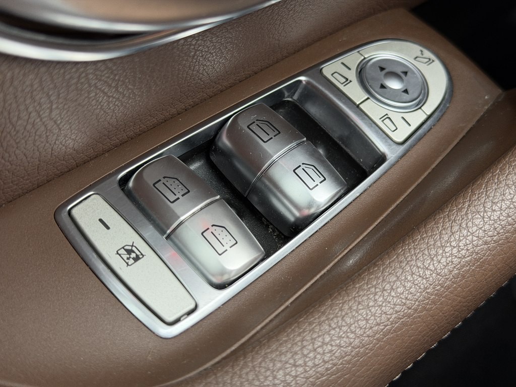 2018 Mercedes-Benz E-Class Image 67